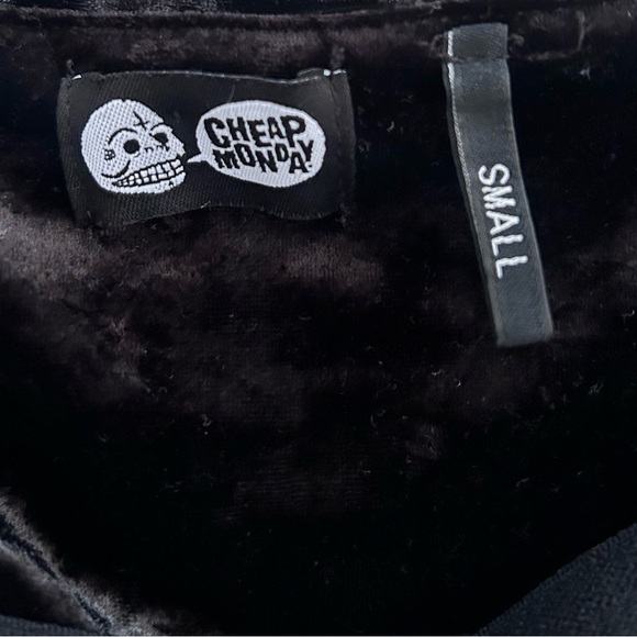 ⭐️ Cheap Monday Crushed Black Velvet Midi Dress Size Small - Picture 3 of 7